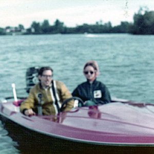 Media 'Checkmate MX-13 with a Mercury 85 hp' in category 'Action Marine Vintage Images'
