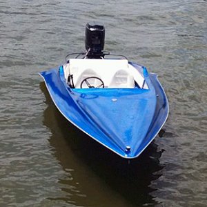 Berry's 17 ft blue HydroStream