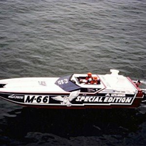 8135