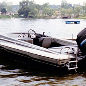 Media 'Dean's 20 ft Checkmate Enchanter' in category 'Action Marine Vintage Images'