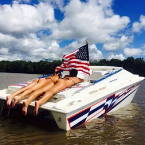 14141541_537066276498456_9148468599284972674_n1