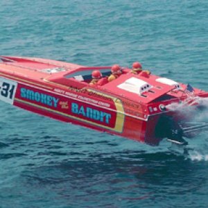 10933710_946397748705423_6857249940321824968_n