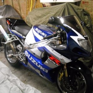 gsxr1.jpg