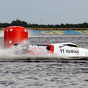 boat858