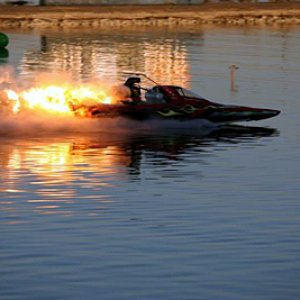 boat8373