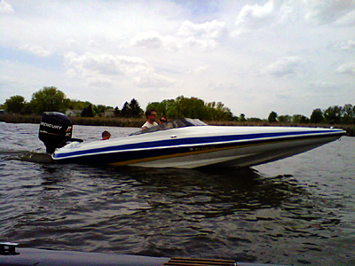 boat390