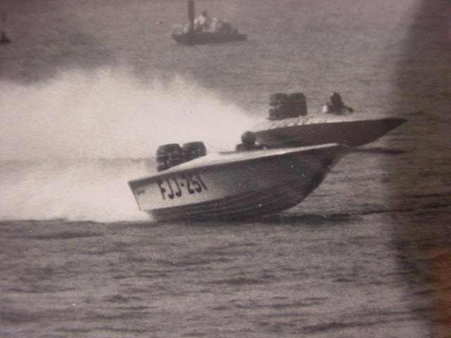 Checkmate V161 Raceboat (Mike Downard)