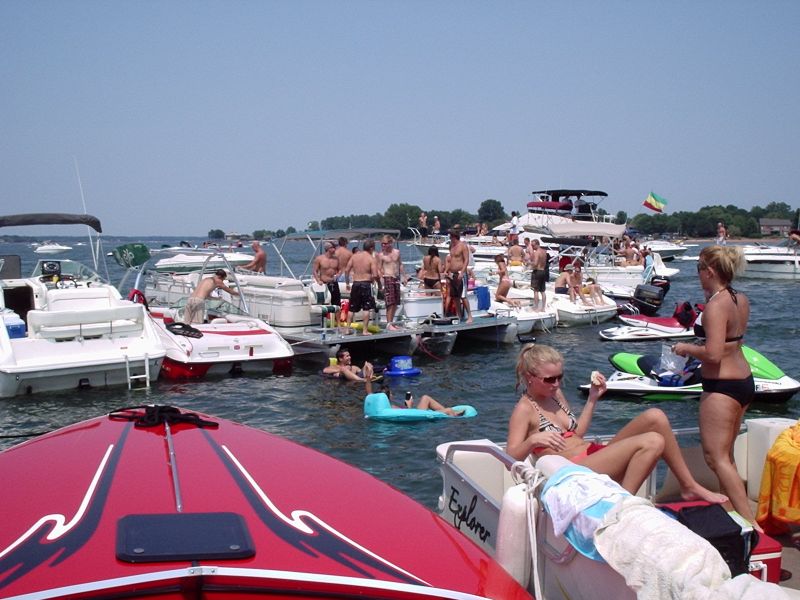 lake_party_007