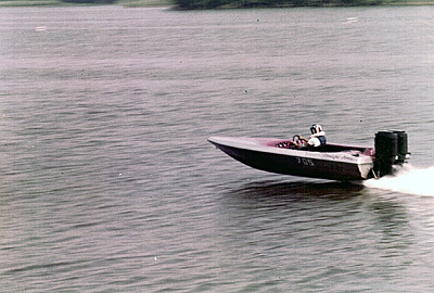 Sammie's Checkmate MX-16 Running 88 MPH in the 1/4 Mile NDBA Drag Race