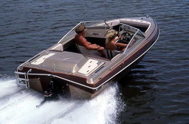 Vintage 1986 Factory Pic - Diplomat I/O