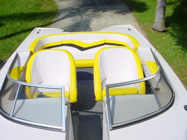 yellow 21br seats.jpg